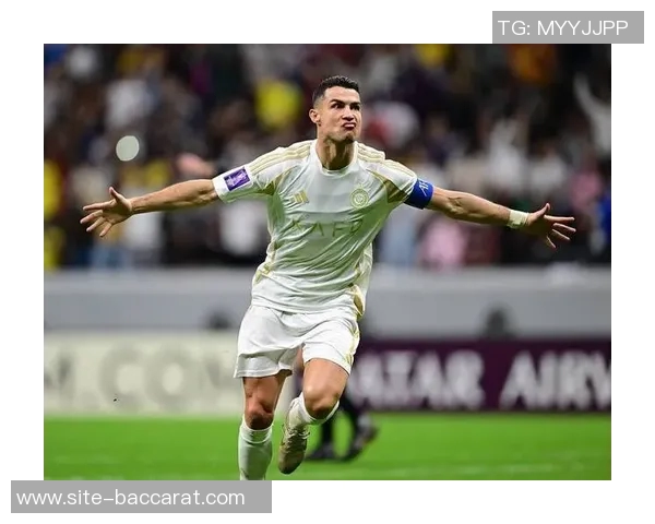 新月逆转十人利雅得胜利C罗被替换下场引发热议